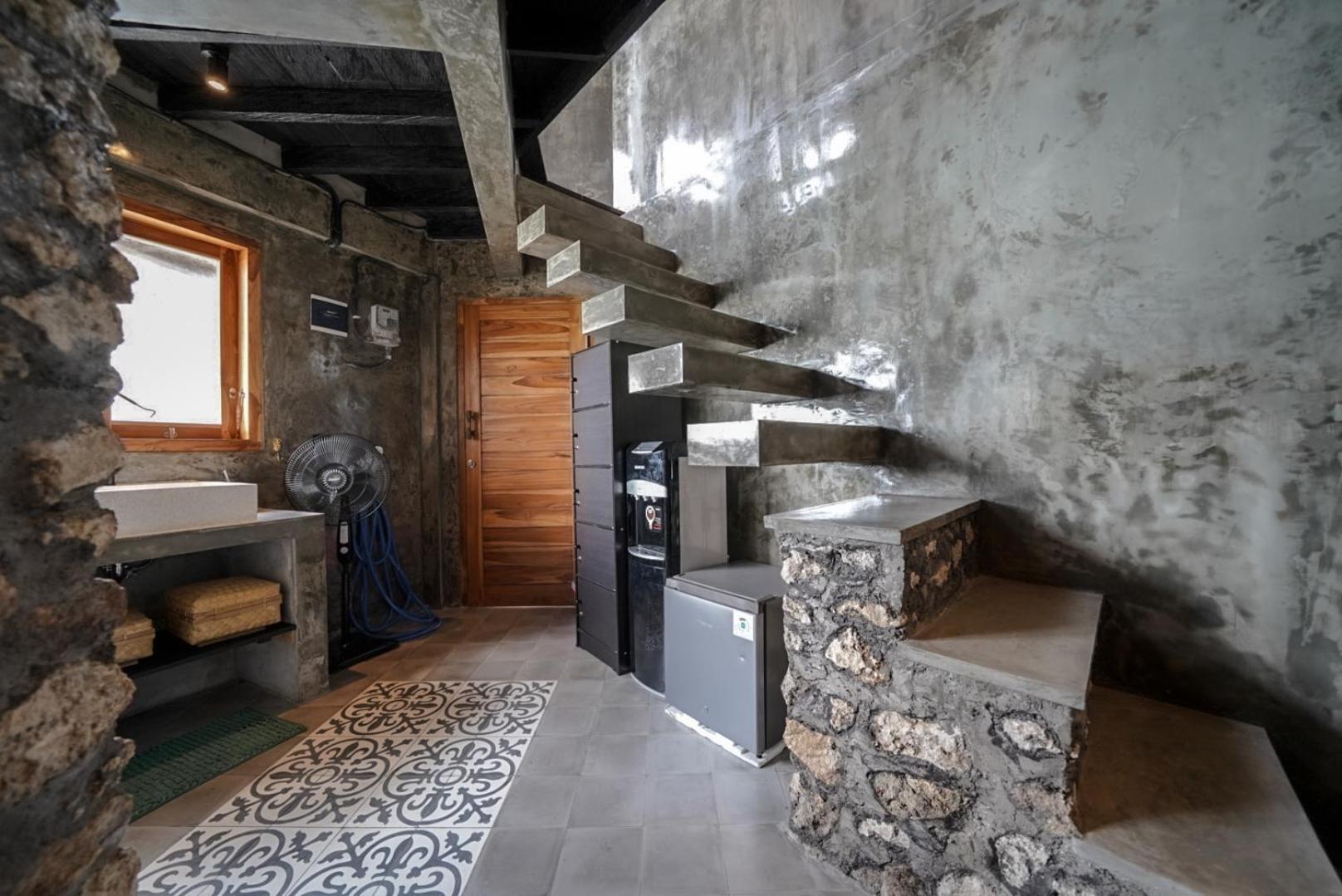 Archie Home Uluwatu  Luaran gambar